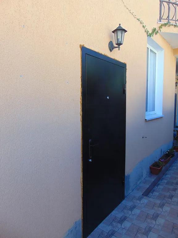 Студия Гербера – бюджетный комфорт для двоих на 1 этаже