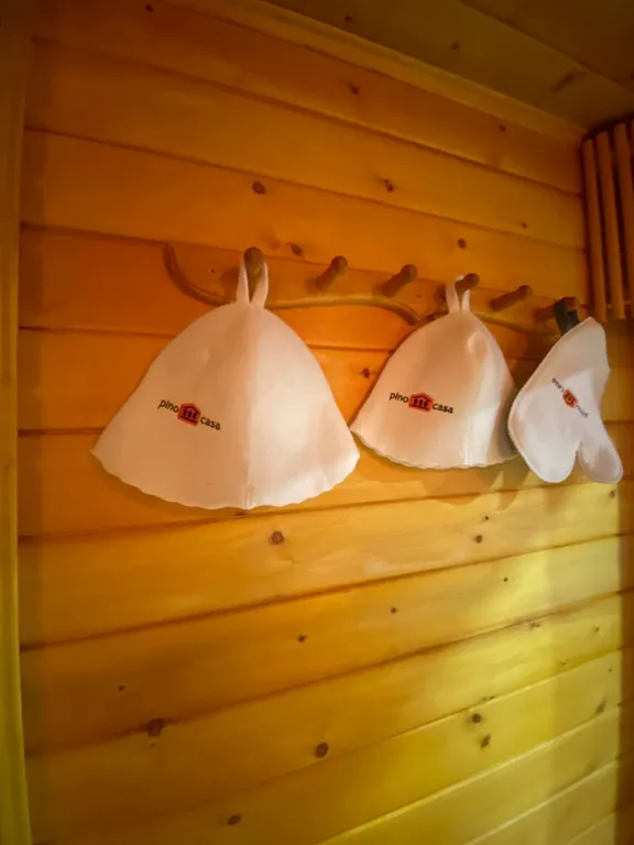 Большой оранжевый дом до 6 человек с баней и банным чаном