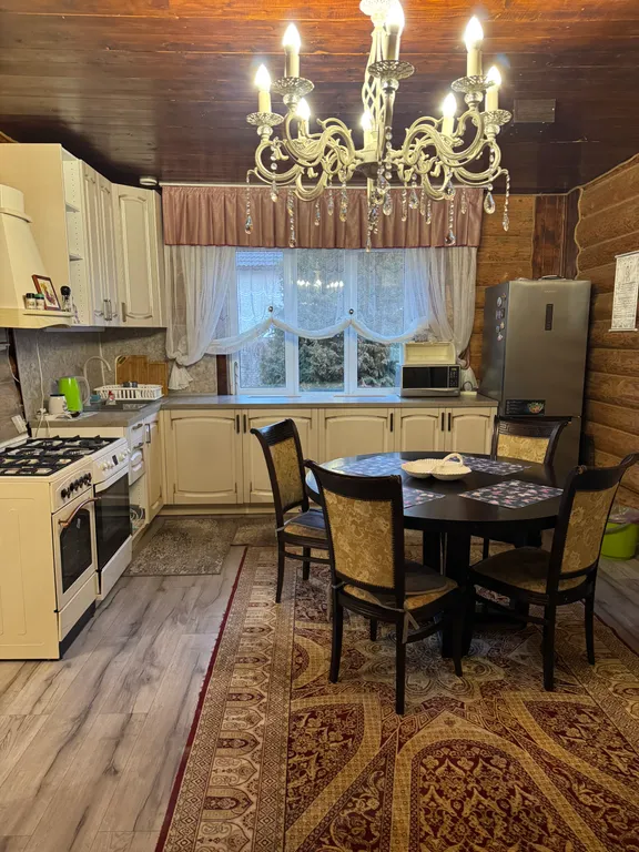 Дом у Камского моря