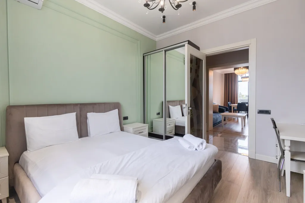 Апартаменты с видом на море около метро Сахиль