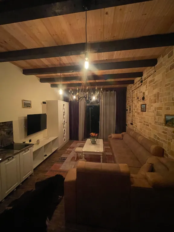 Коттедж Добрый домик Роуз — Дербент