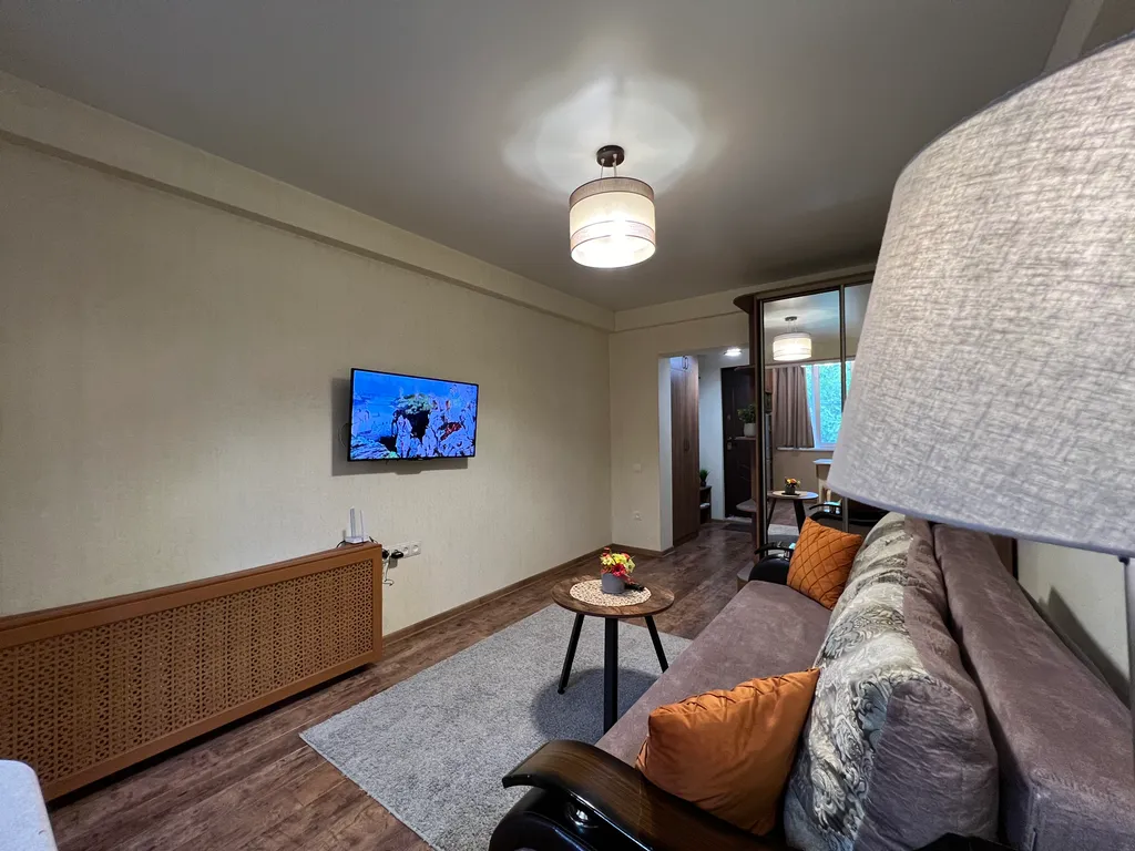 Уютная мини-студия возле ТРЦ Вершина Плаза