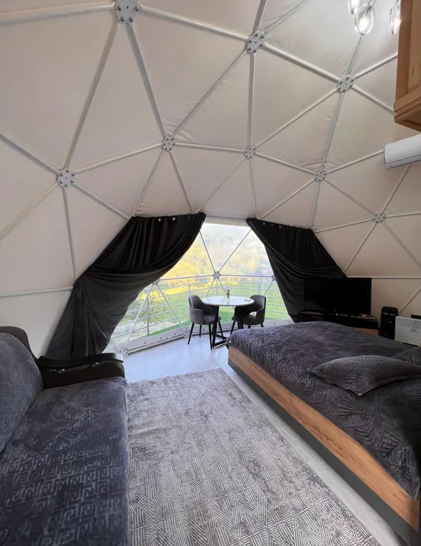 Уютный глэмпинг на терртории природного парка