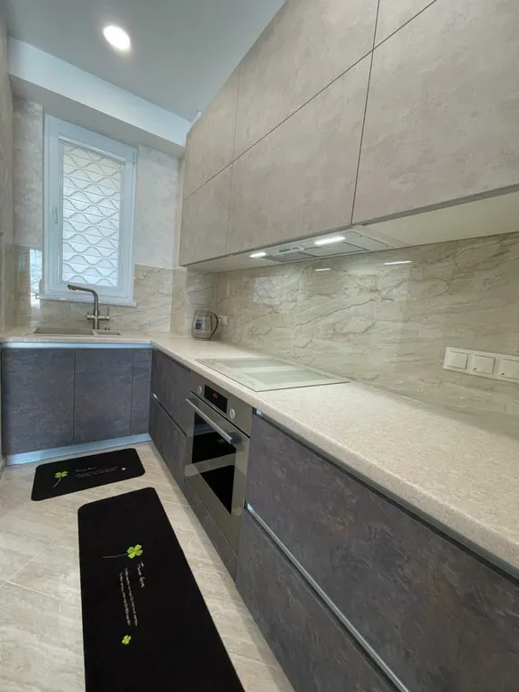 Апартамент веточка сакуры