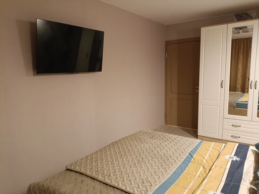 2-комнатная квартира у Ильинского луга с видом на город