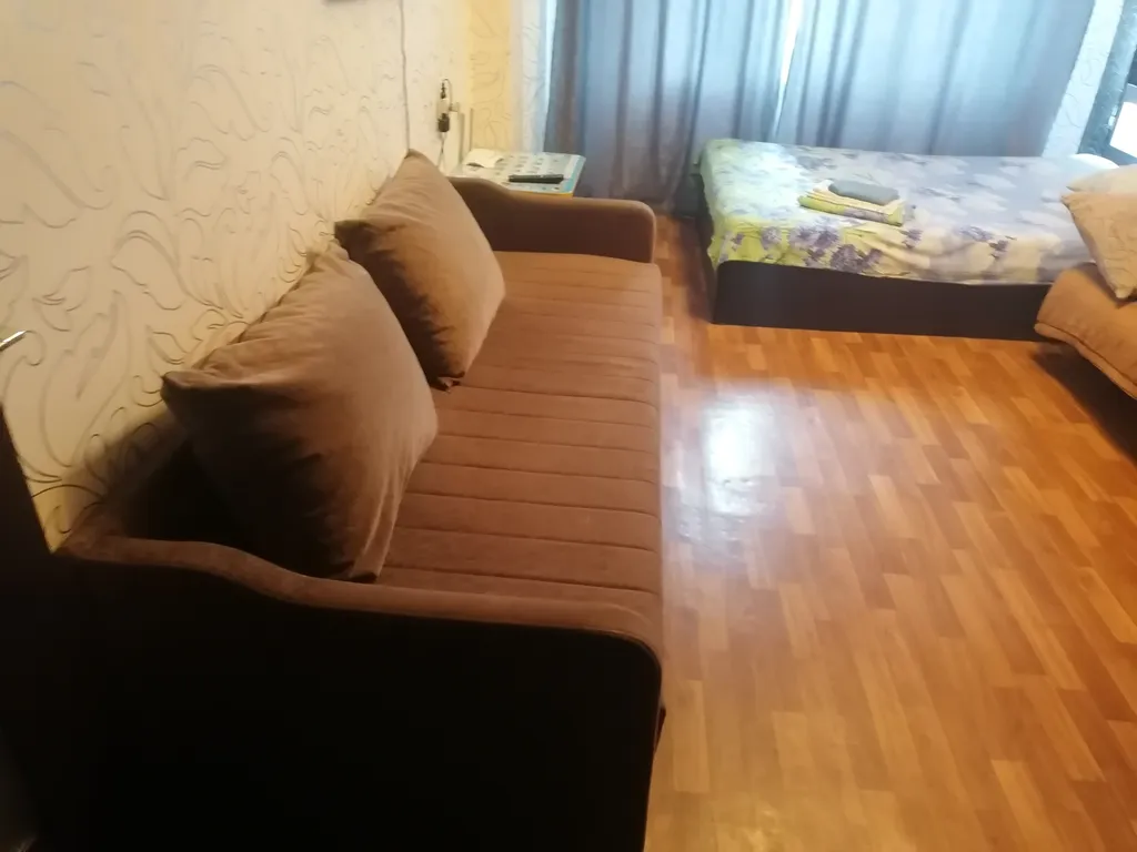 Квартира в тихом спальном районе недалеко от трассы, на въезде в город