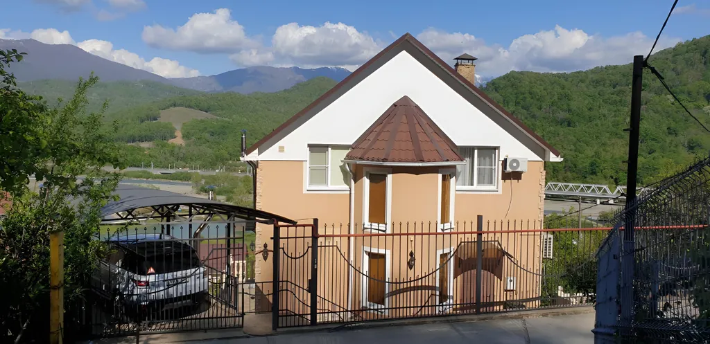 Коттедж Коттедж с видом на форелевые озёра — Казачий Брод