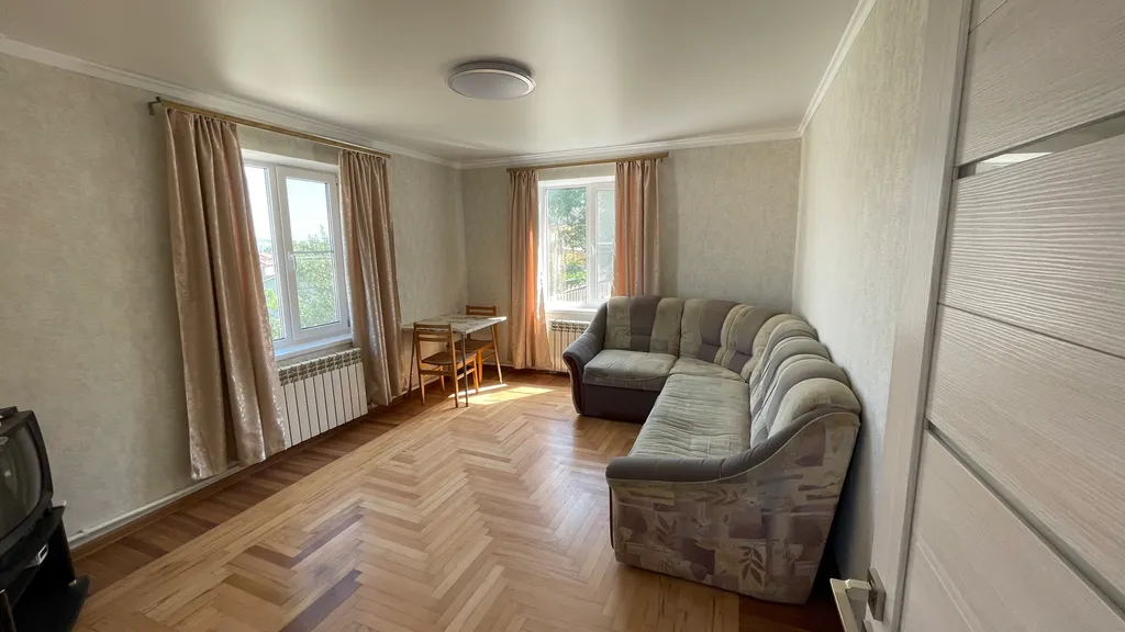 Коттедж Уютный дом по краю лесного массива с видом на горы — Кисловодск