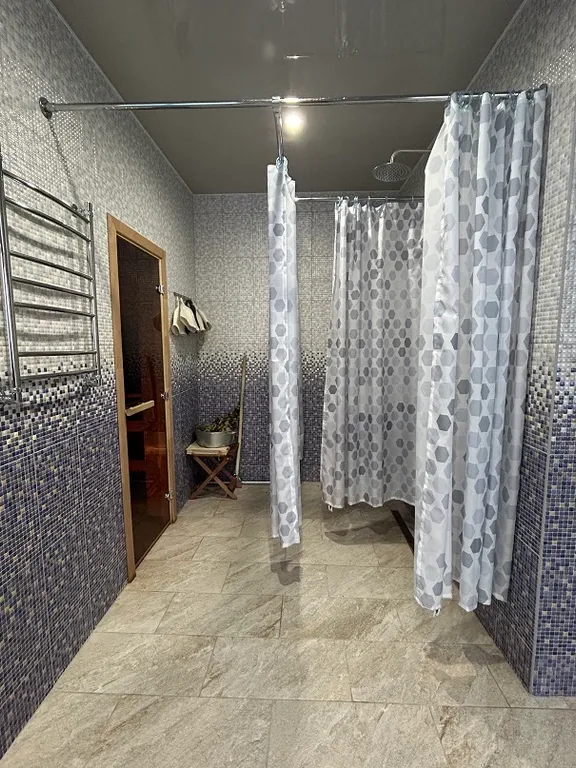 Уютный коттедж рядом с минском, с баней на дровах и бассейном