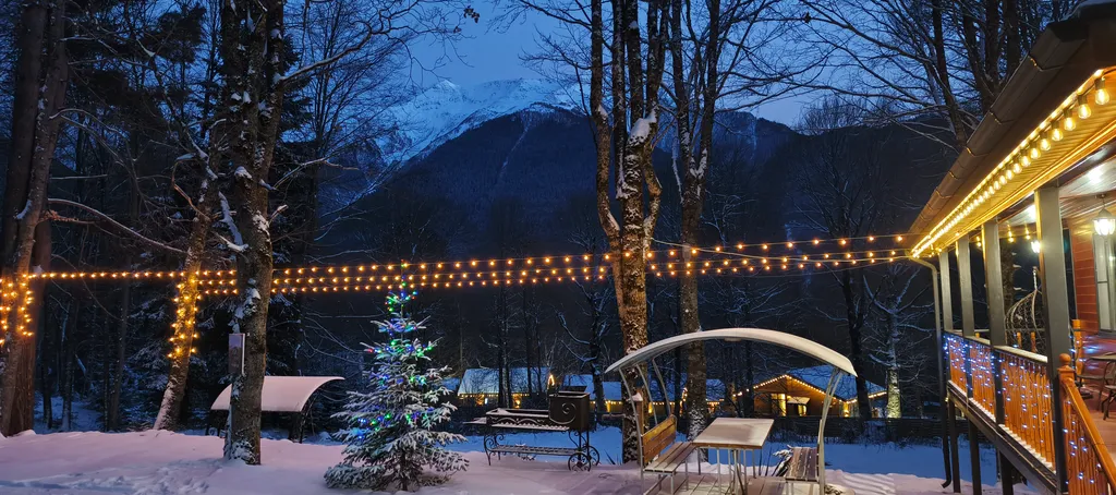 Коттедж с видом на горы (3 спальни)