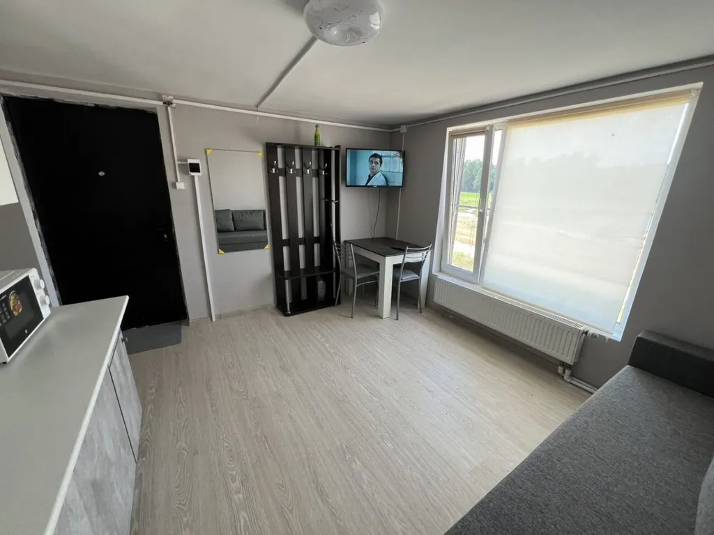 Глэмпинг у peки Bолoста