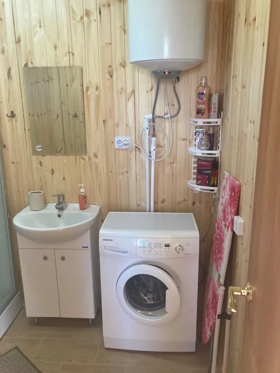 Коттедж с бассейном Азовочка