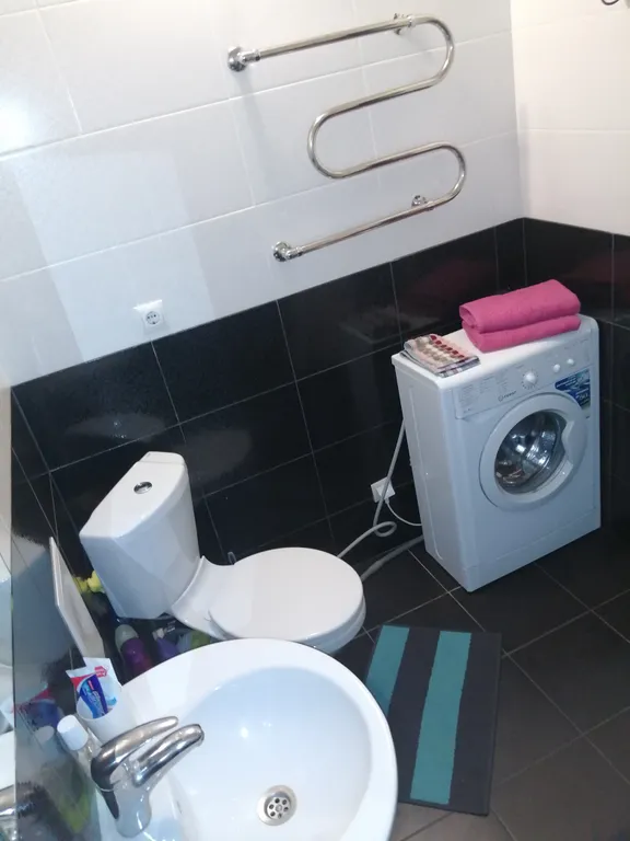 Квартира студия возле фестиваль, континент, метромост. Левый берег