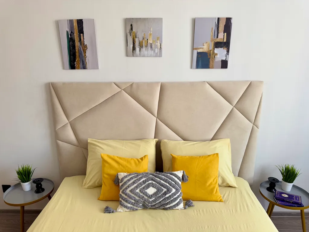 Двухкомнатный апартамент в новом районе в центре