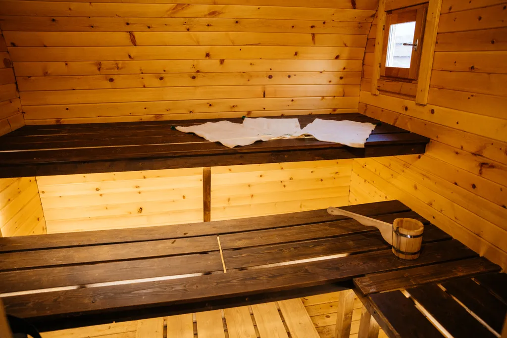 Сфера с горячим бассейном 2