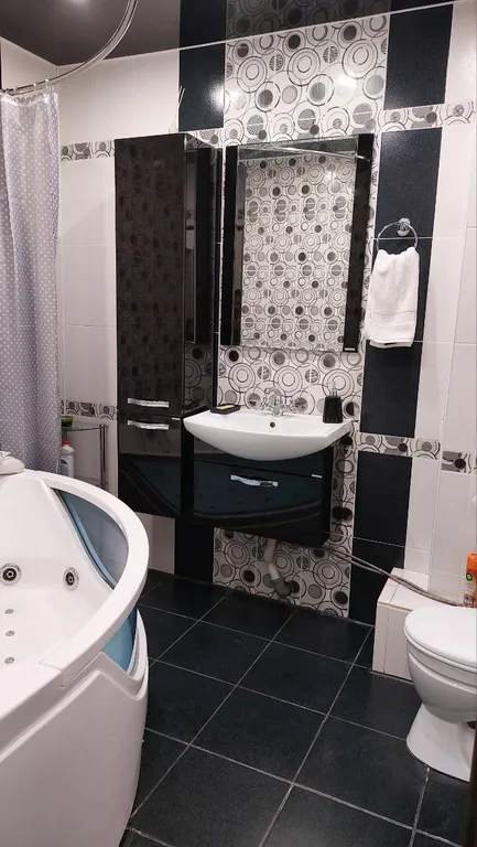 Уютная квартира с джакузи и с видом на Китай и реку Амур