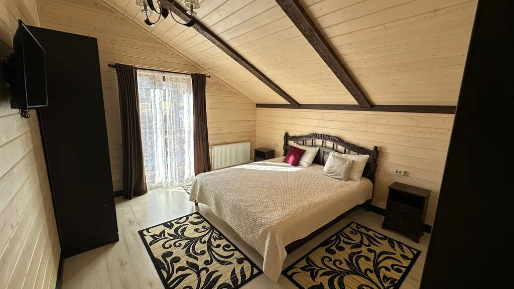 Шале с видом на горы и реку Moon House Arkhyz