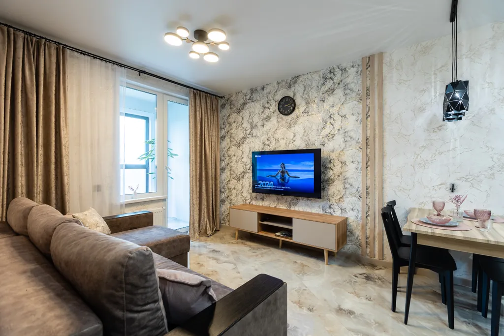 Двухкомнатная видовая квартира на Амурском бульваре