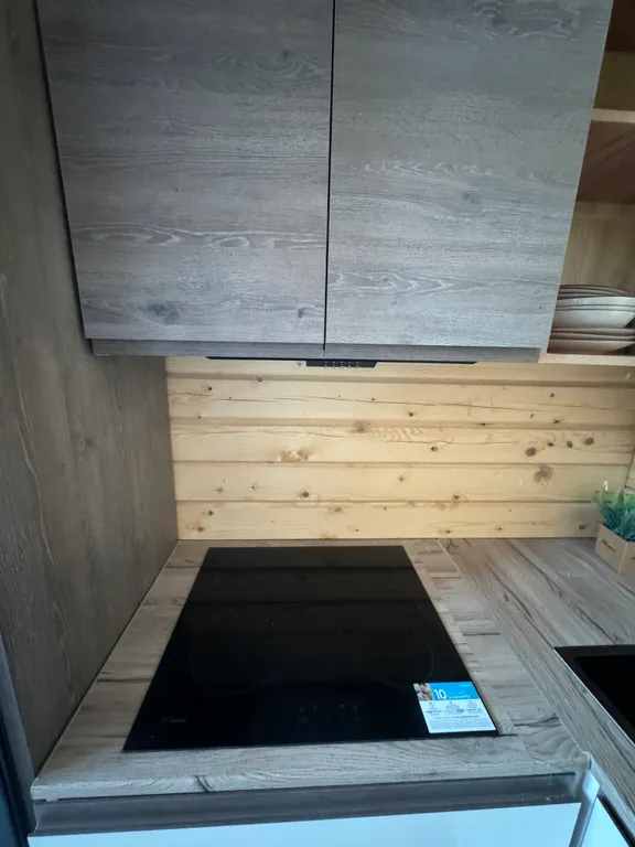 Коттедж в окружении леса десять минут на машине до южного склона