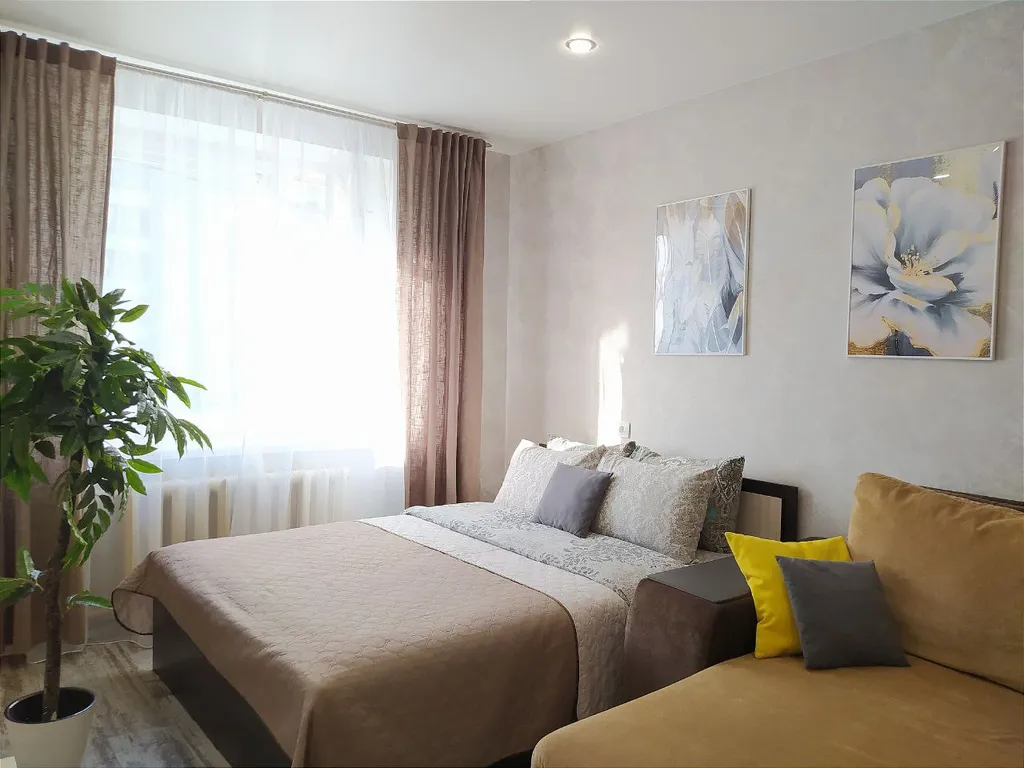 Квартира Просторная однокомнатная квартира с лоджией — Ярославль