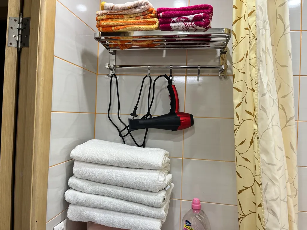 Большая тёплая уютная квартира с тремя отдельными комнатами и лоджией