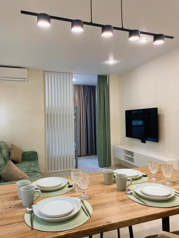 Студия с бассейном на семью с 2-3 детьми