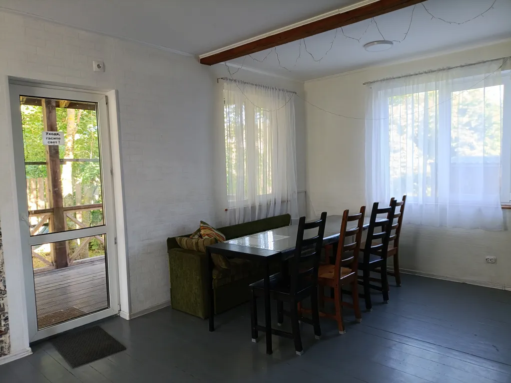 Коттедж с баней и горячей купелью