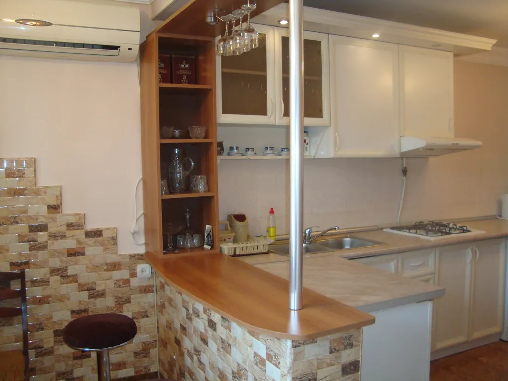 4-комнатная Квартира