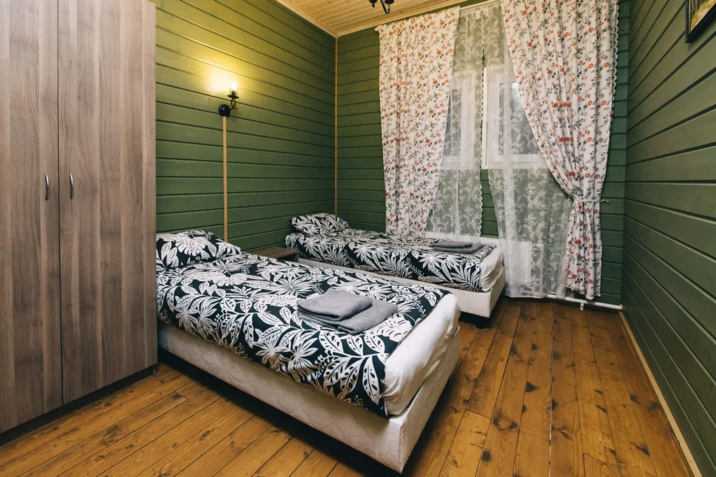 Коттедж Коттедж для 12 чел — Тосно