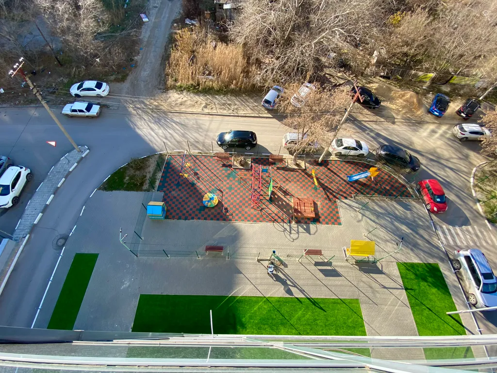 Трёхкомнатная семейная квартира с детской комнатой