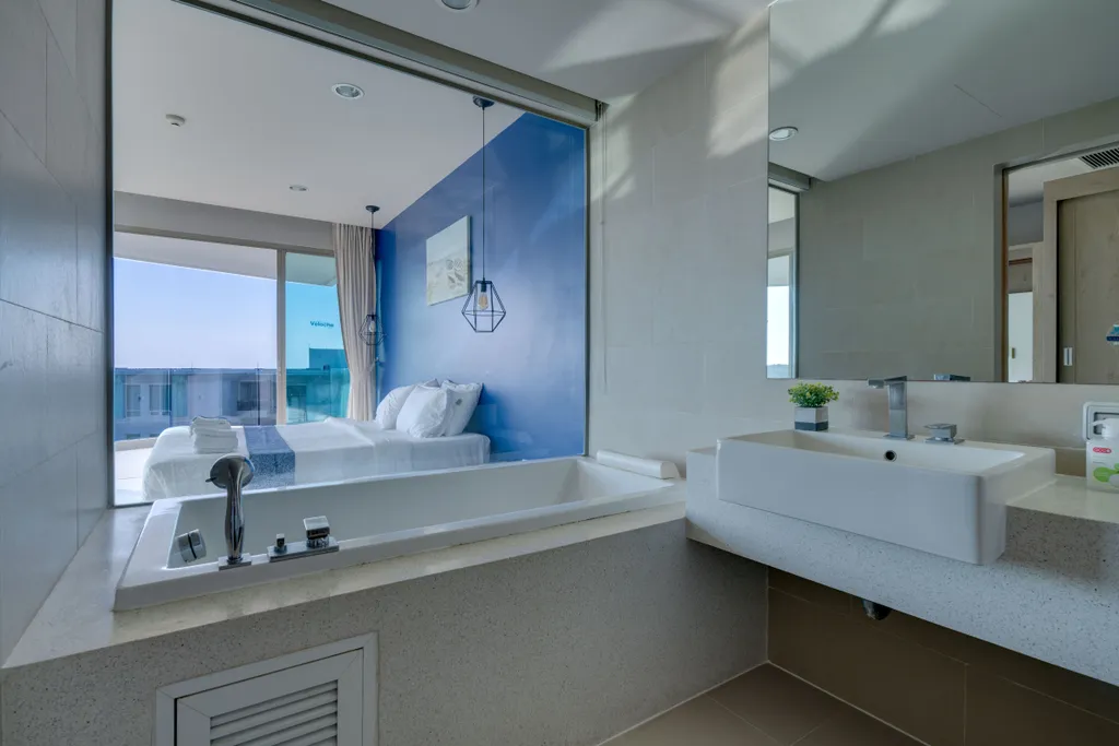 Просторный апартамент с двумя спальнями от Continent