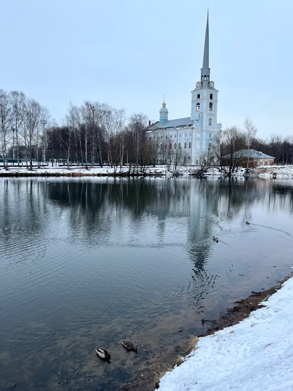 Уютная квартира рядом с Петропавловскими прудами