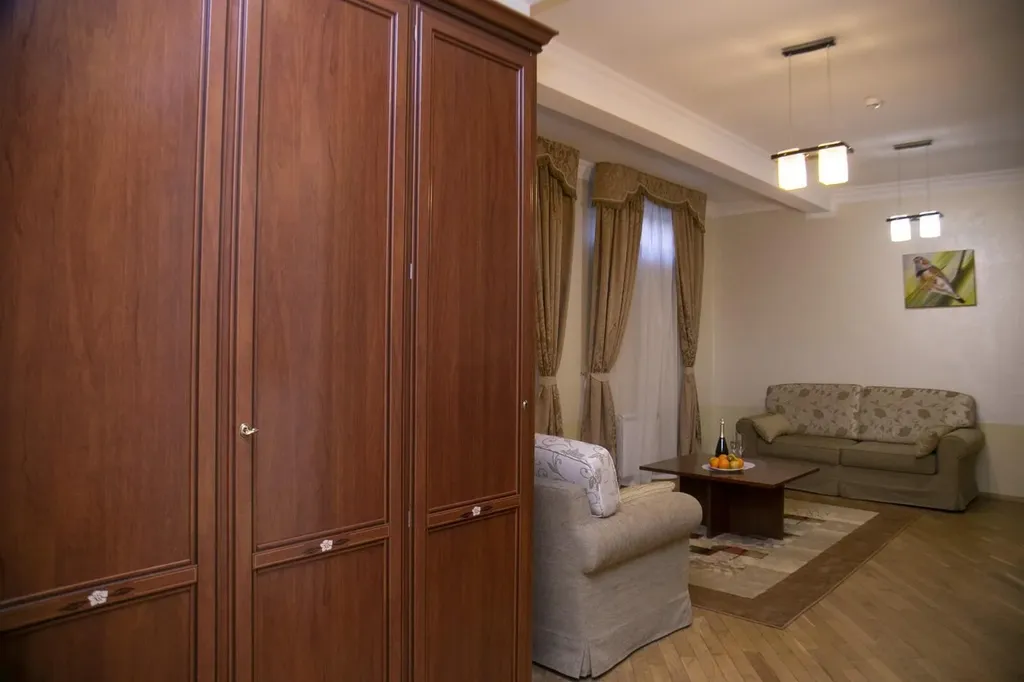 4-комнатный Дом