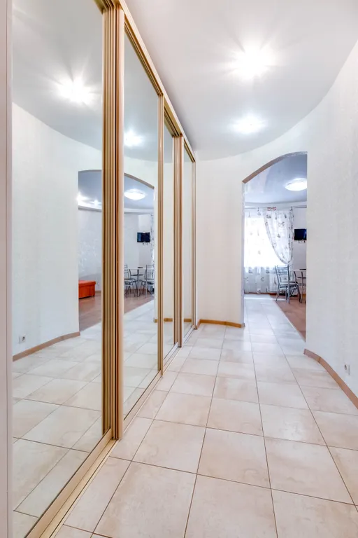 Просторная, современная евро 3-комнатная в центре города