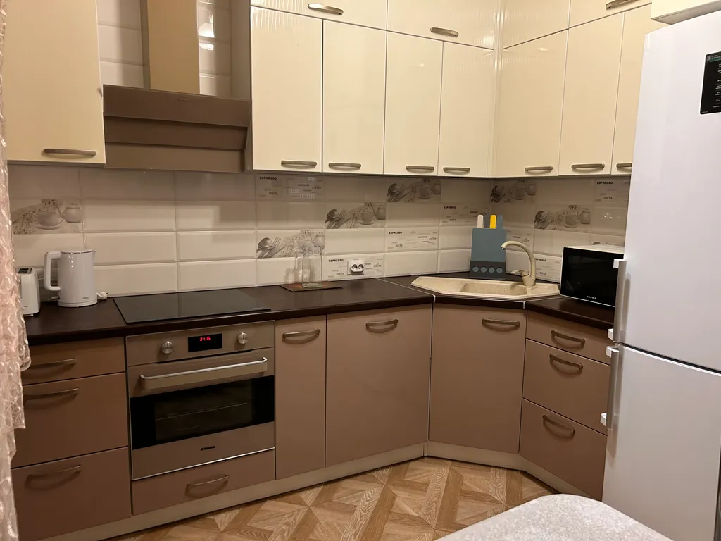 Просторная 4-комнатная квартира в самом центре