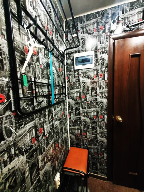 2 комнатная на горняков в центре Талнаха