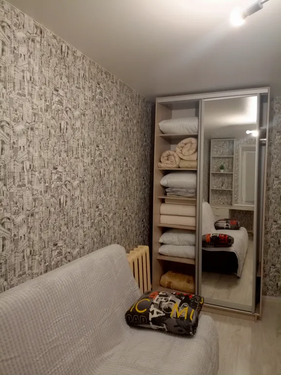 Квартира в спальном микрорайоне с парком для отдыха на Волге